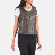 
Distressed Brown Goatskin Leather Biker Jacket - Vista traseira com ombros definidos e bainha impecável