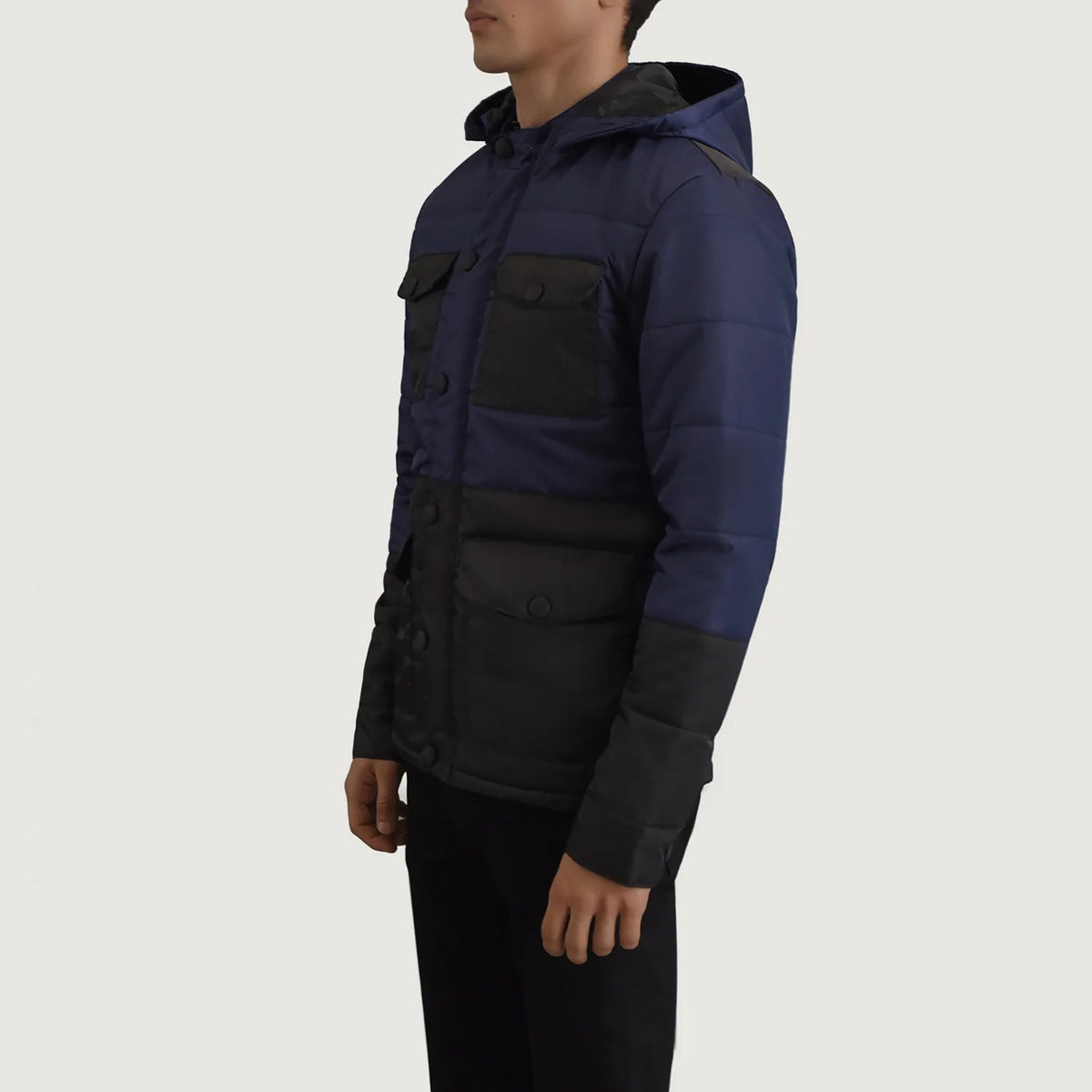 
Black + Blue Full-Grain Leather Hooded Jacket - Vista traseira com ombros definidos e bainha impecável