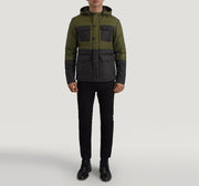
Wayne Preto & Verde Hooded Puffer Jaqueta de Couro para Homem - Vista lateral mostrando o corte ergonómico de mangas